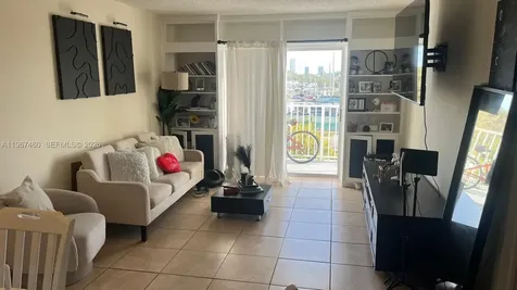 16465 NE 22nd Avenue Sunny Isles Beach FL 33160