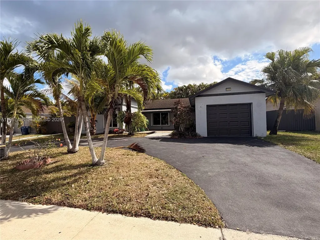 6080 NW 199th Street Hialeah FL 33015