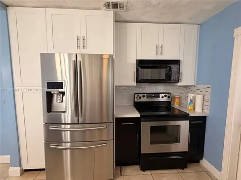 6080 NW 199th Street Hialeah FL 33015