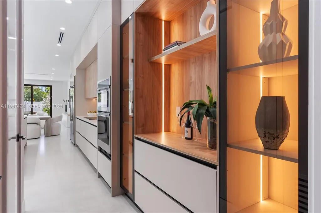 608 SW 16th Court Fort Lauderdale FL 33315