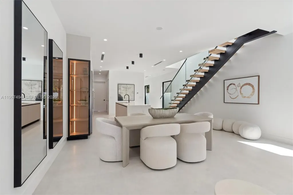 608 SW 16th Court Fort Lauderdale FL 33315