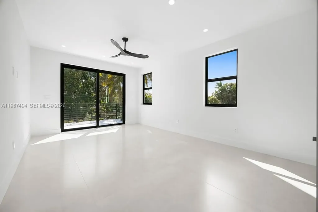 608 SW 16th Court Fort Lauderdale FL 33315