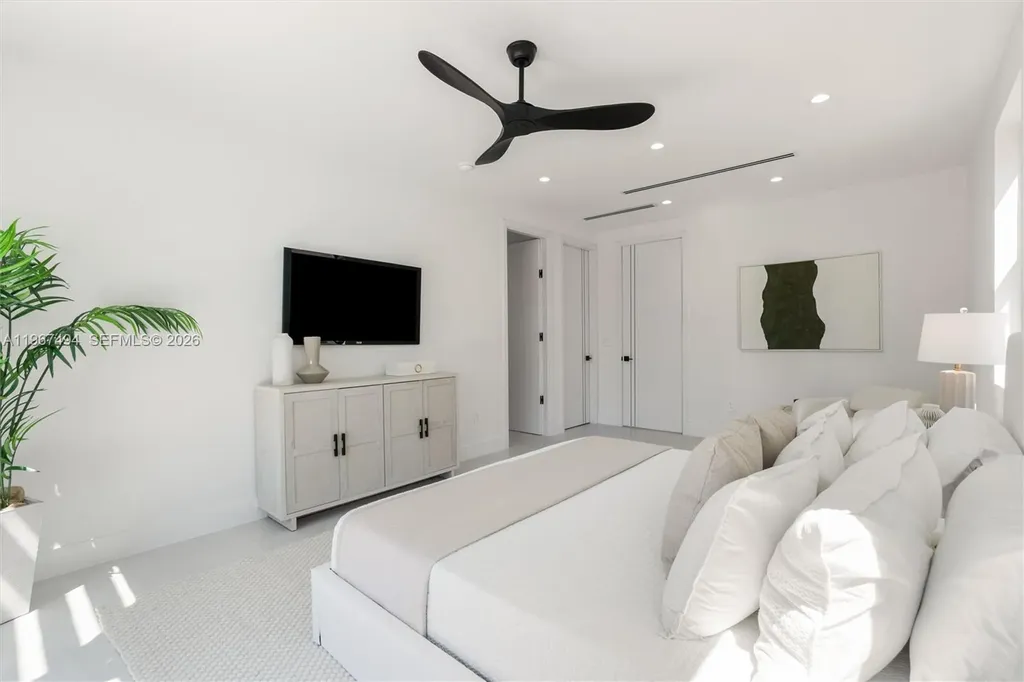 608 SW 16th Court Fort Lauderdale FL 33315