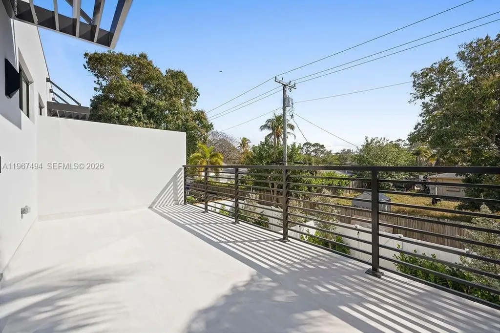 608 SW 16th Court Fort Lauderdale FL 33315