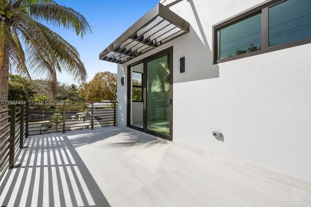 608 SW 16th Court Fort Lauderdale FL 33315