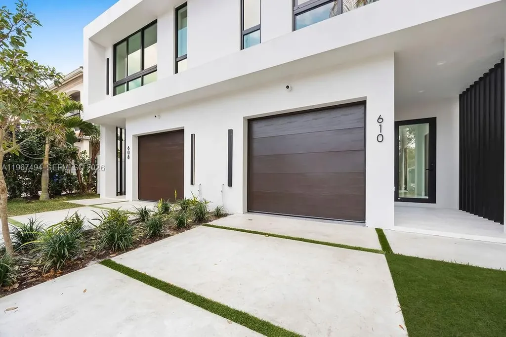 608 SW 16th Court Fort Lauderdale FL 33315