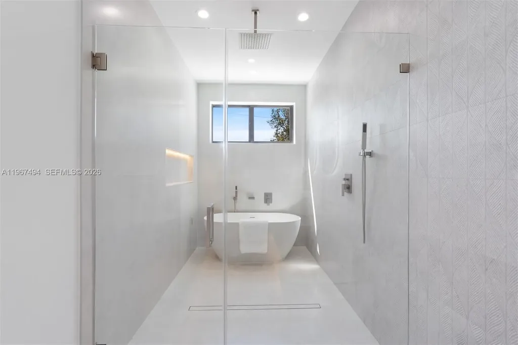 608 SW 16th Court Fort Lauderdale FL 33315