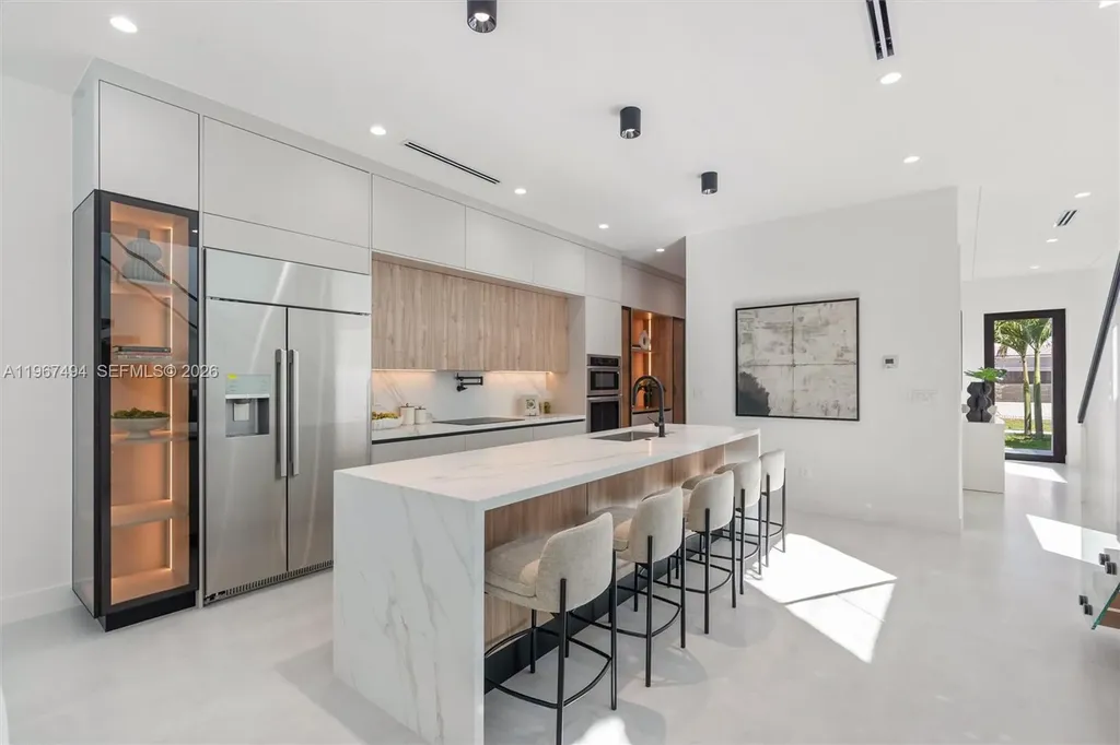 608 SW 16th Court Fort Lauderdale FL 33315