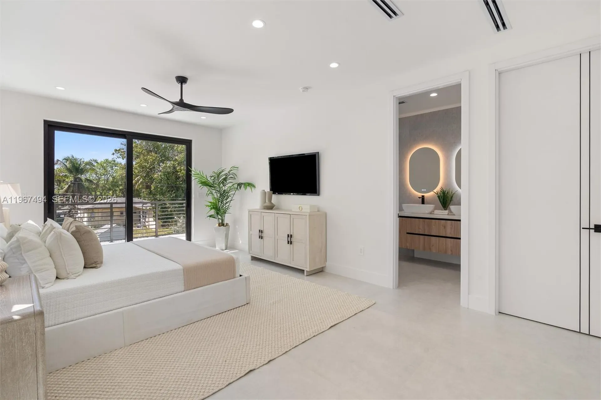 608 SW 16th Court Fort Lauderdale FL 33315