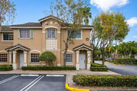 5725 NW 114th Path Doral FL 33178