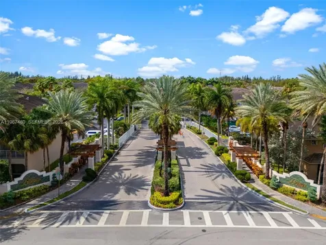 5725 NW 114th Path Doral FL 33178