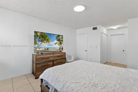 9777 NW 46th Terrace Doral FL 33178