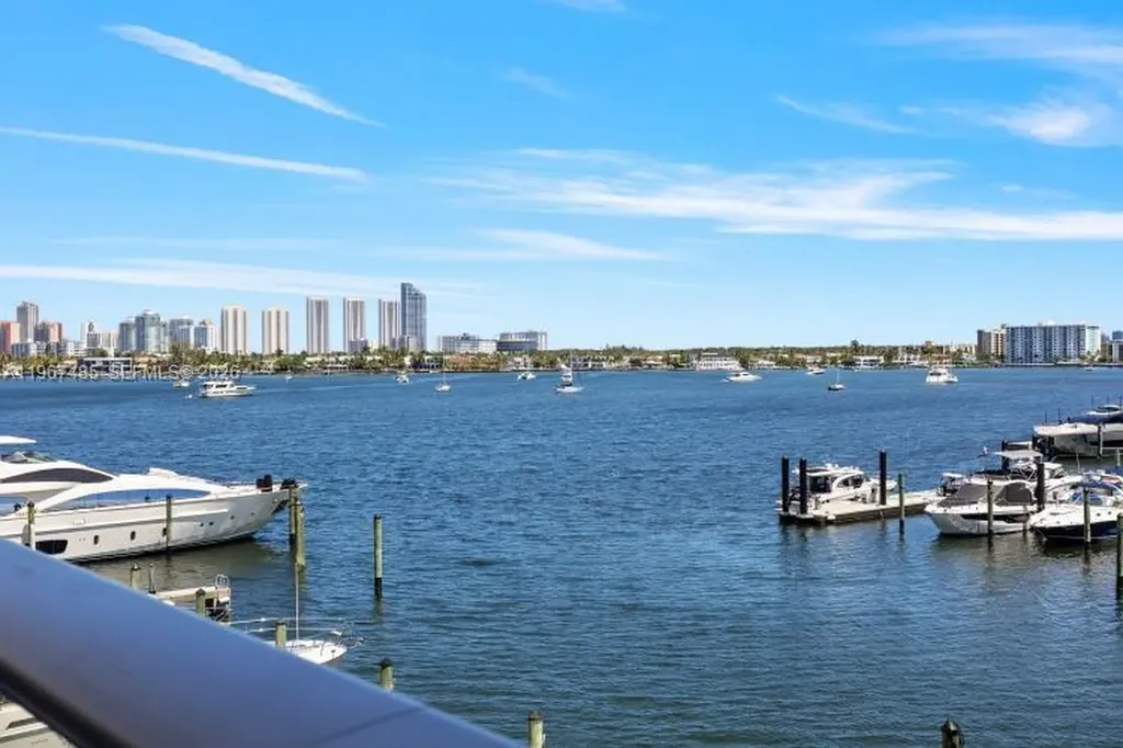 17301 Biscayne Boulevard North Miami Beach FL 33160