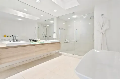 17301 Biscayne Boulevard North Miami Beach FL 33160