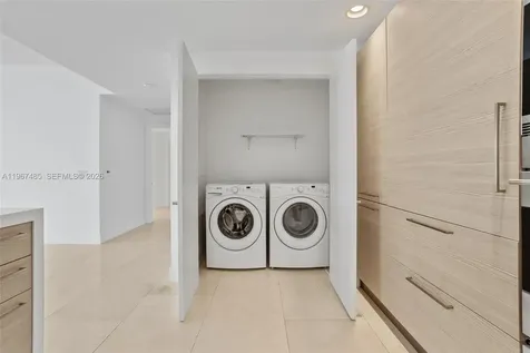 17301 Biscayne Boulevard North Miami Beach FL 33160