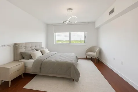 1745 E Hallandale Beach Boulevard Hallandale Beach FL 33009