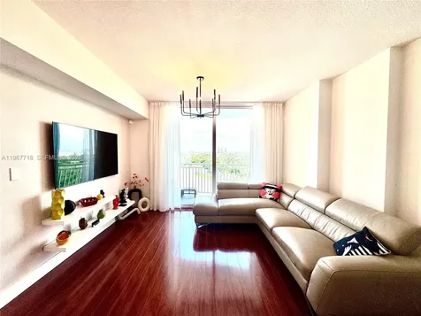 1745 E Hallandale Beach Boulevard Hallandale Beach FL 33009