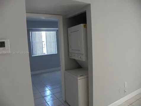 15690 SW 82nd Circle Lane Miami FL 33193
