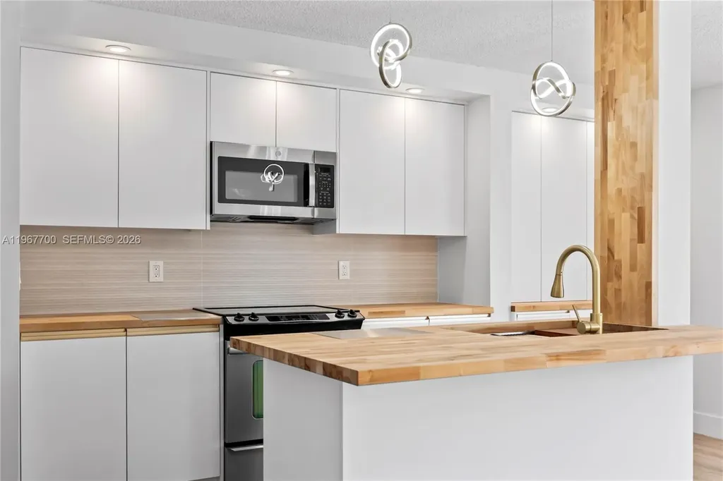 7511 S Oriole Boulevard Delray Beach FL 33446