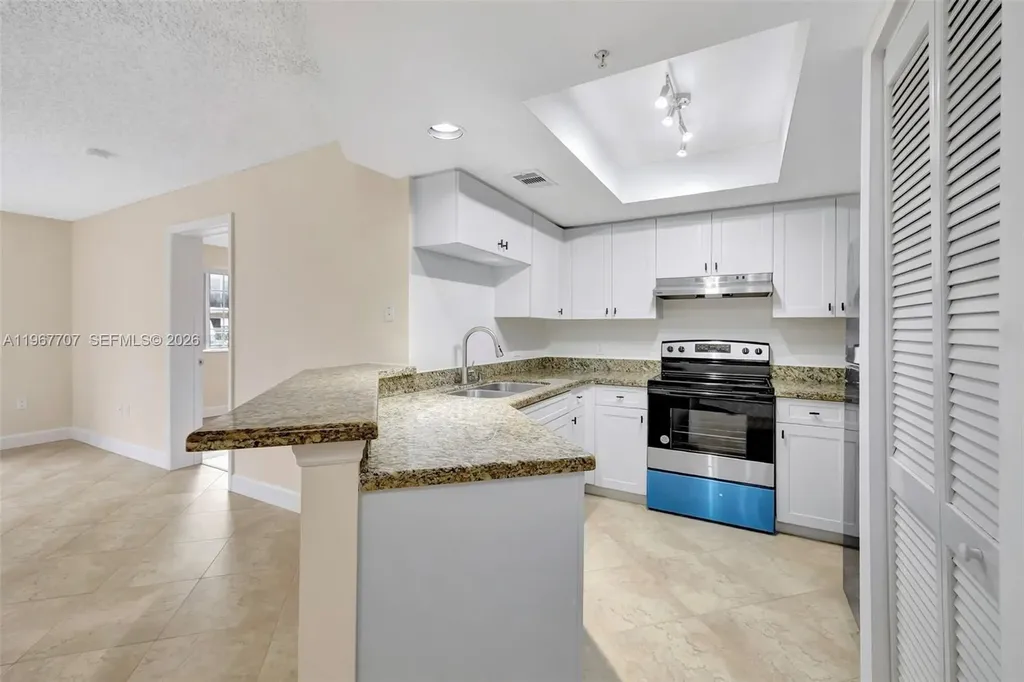 2009 SE 10th Avenue Fort Lauderdale FL 33316