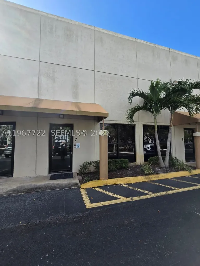 3660 NW 126th Avenue Coral Springs FL 33065