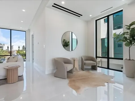 4008 NE 167th Street North Miami Beach FL 33160