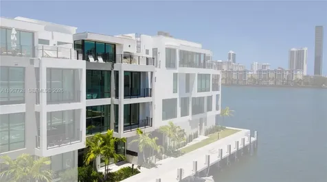4008 NE 167th Street North Miami Beach FL 33160