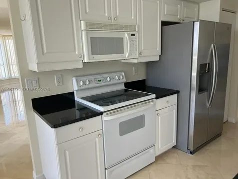 21055 Yacht Club Drive Aventura FL 33180