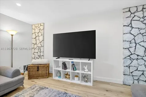 3211 Calle Largo Drive Hollywood FL 33021