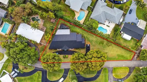 3211 Calle Largo Drive Hollywood FL 33021