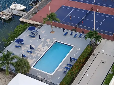 2780 NE 183rd Street Aventura FL 33160