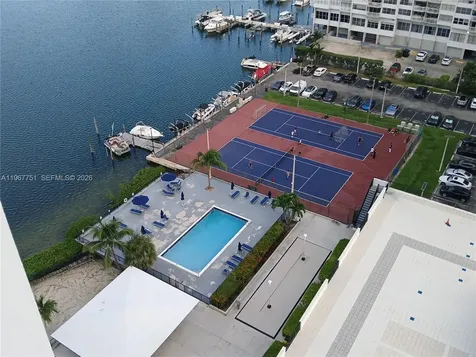 2780 NE 183rd Street Aventura FL 33160
