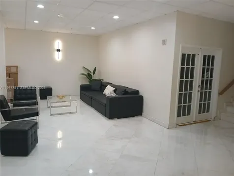 2780 NE 183rd Street Aventura FL 33160
