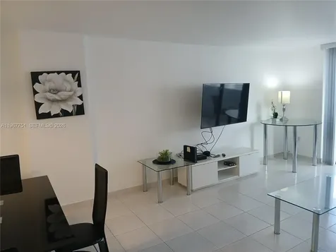 2780 NE 183rd Street Aventura FL 33160