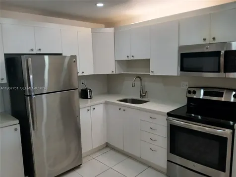 2780 NE 183rd Street Aventura FL 33160