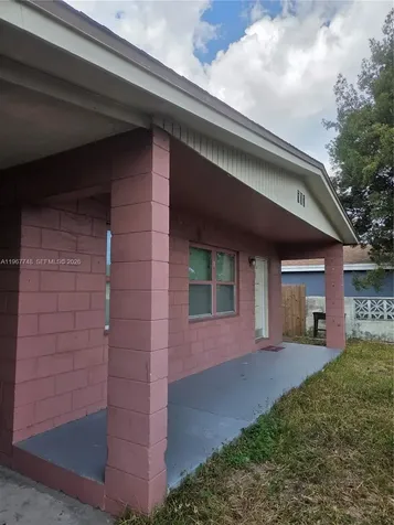 503 N 25th Street Fort Pierce FL 34947