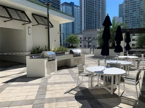 999 SW 1st Avenue Miami FL 33130