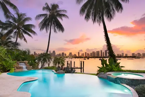 432 S Hibiscus Drive Miami Beach FL 33139