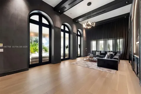 432 S Hibiscus Drive Miami Beach FL 33139