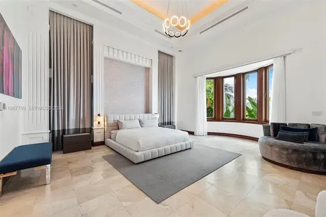 432 S Hibiscus Drive Miami Beach FL 33139