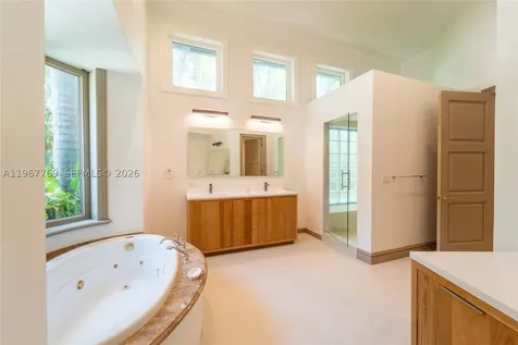 432 S Hibiscus Drive Miami Beach FL 33139