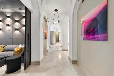 432 S Hibiscus Drive Miami Beach FL 33139