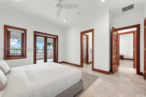 432 S Hibiscus Drive Miami Beach FL 33139