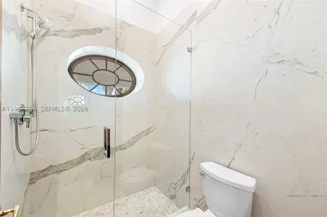 432 S Hibiscus Drive Miami Beach FL 33139