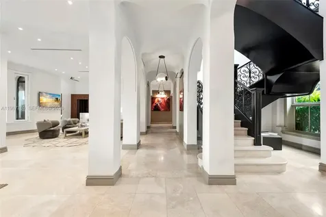 432 S Hibiscus Drive Miami Beach FL 33139
