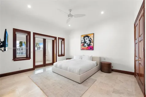 432 S Hibiscus Drive Miami Beach FL 33139