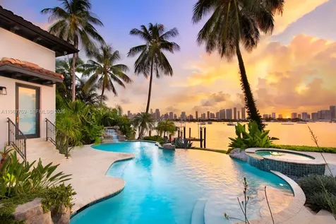 432 S Hibiscus Drive Miami Beach FL 33139