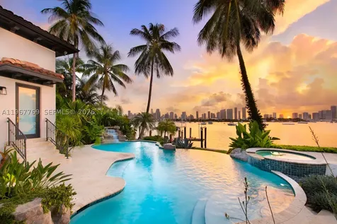 432 S Hibiscus Drive Miami Beach FL 33139