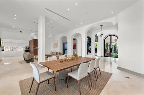 432 S Hibiscus Drive Miami Beach FL 33139