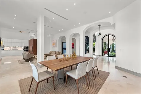 432 S Hibiscus Drive Miami Beach FL 33139